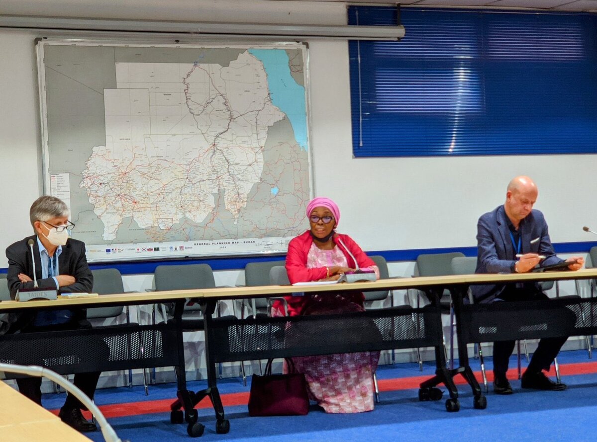 DSRSG/RC/HC Ms. N’Diaye participating in joint UNCT-HCT meeting on establishment of durable solutions for displaced people in Sudan with Professor Walter Kälin, an adviser on the SG’s High-Level panel on Internal displacement and durable solutions. DSRSG/RC/HC Ms. N’Diaye participating in joint UNCT-HCT meeting on establishment of durable solutions for displaced people in Sudan with Professor Walter Kälin, an adviser on the SG’s High-Level panel on Internal displacement and durable solutions.